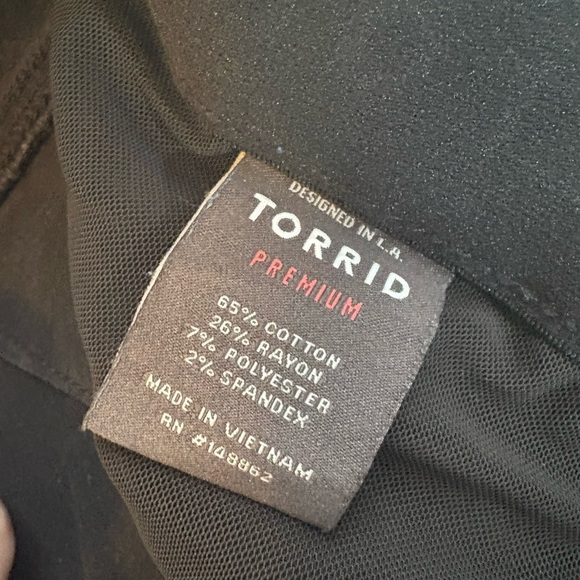TORRID Women's Black Bombshell Skinny Premium Stretch Jean Plus Size 18 EUC 0409 - Picture 14 of 14